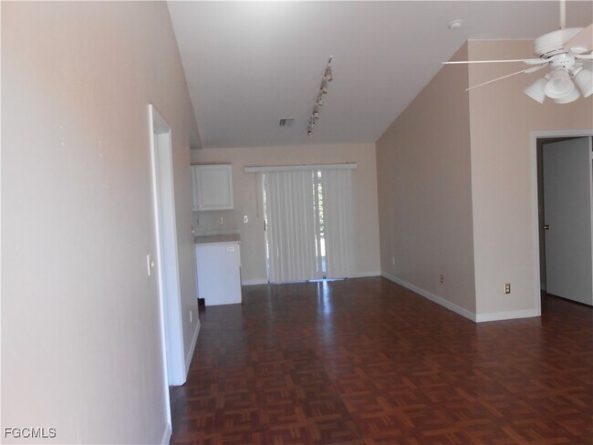 Building Photo - 3912 9th St SW