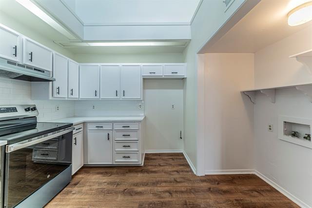 Building Photo - 502 Prairie Dell St