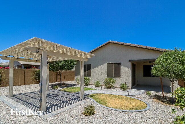 Building Photo - 21247 W Almeria Rd