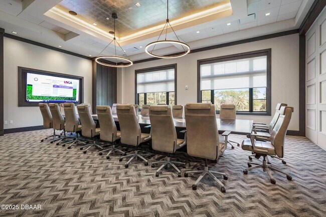 Building Photo - 4 Jasmine Run