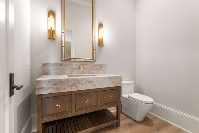 Building Photo - 8115 Devens Dr