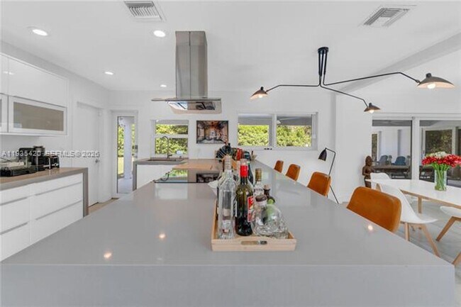 Building Photo - 7465 SW 135th St