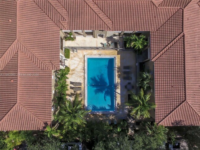 Building Photo - 125 Edgewater Dr