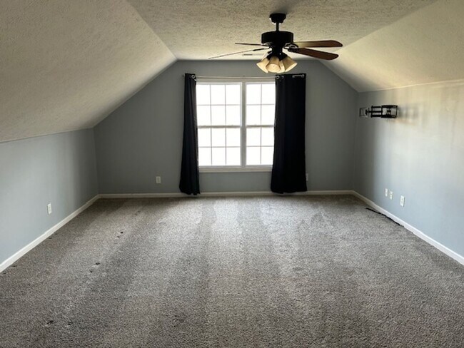 Building Photo - 3304 Heatherwood Trace
