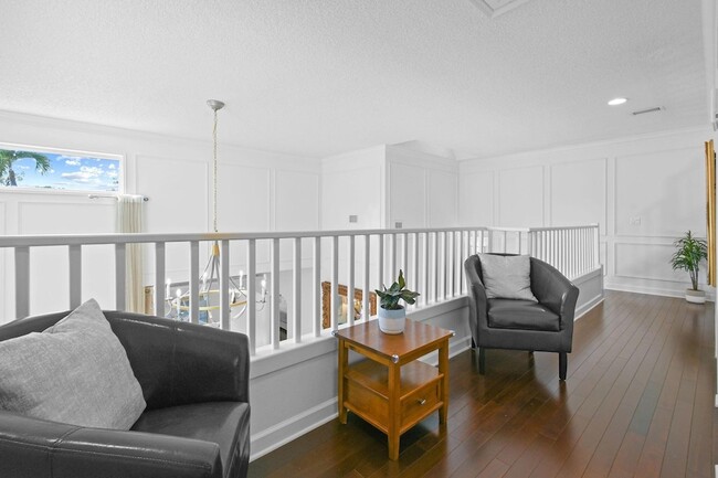 Building Photo - 61 Dorchester Cir
