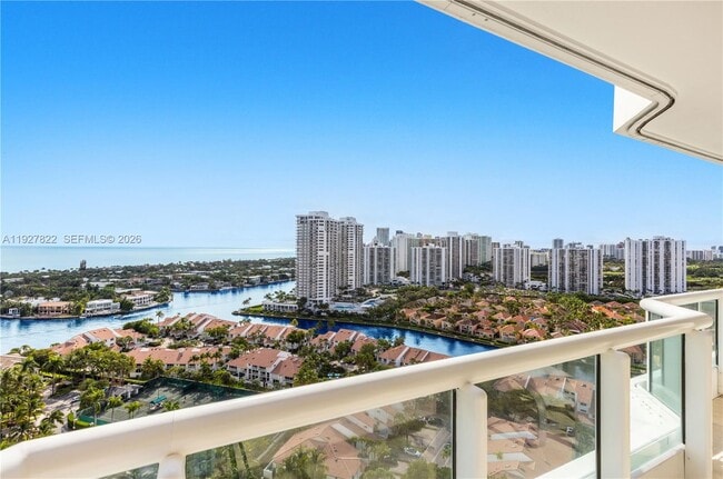 Building Photo - 21055 Yacht Club Dr