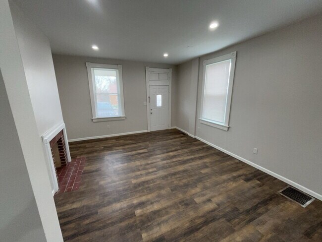 Building Photo - 2835 Lehman Rd