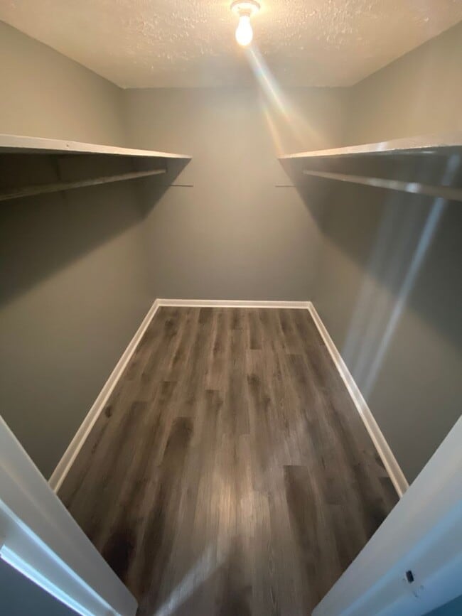 Building Photo - FOR LEASE - 3 BEDS, 2 BATH, 1160sqft - Laf...