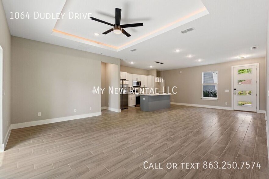 Building Photo - 1064 Dudley Dr