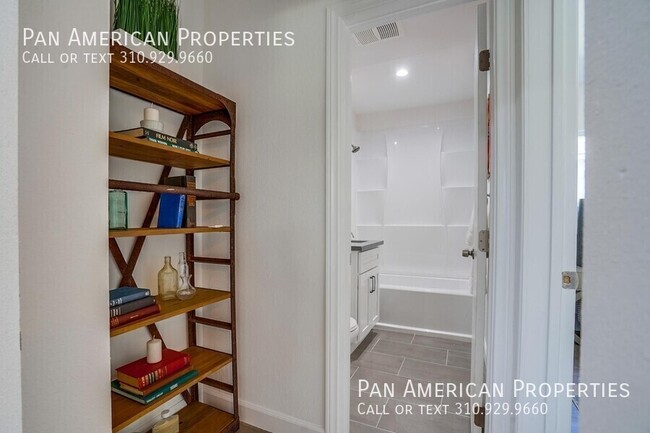 Building Photo - 1503 Stanton Pl
