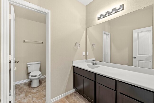 Building Photo - 34 Sawbridge Cir