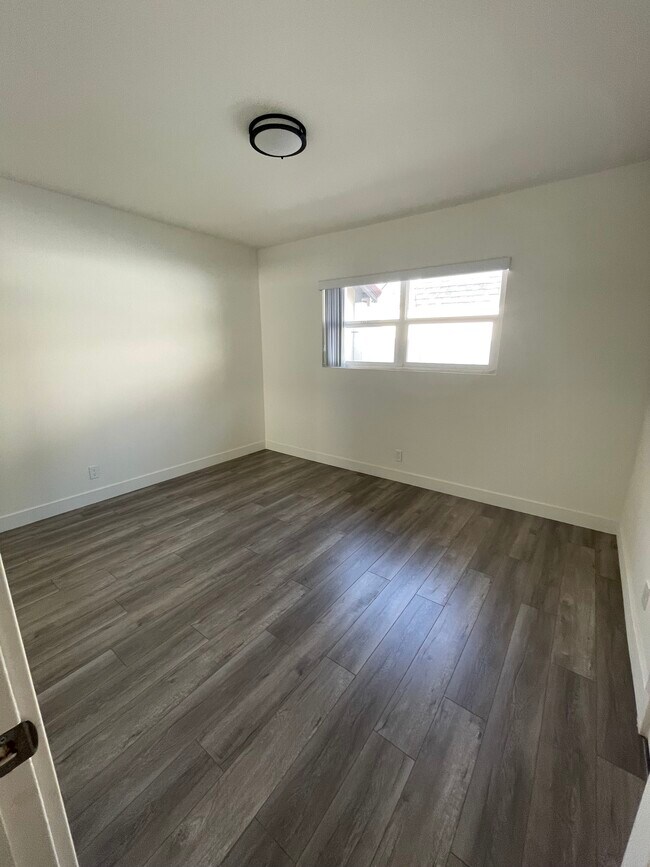 Master Bedroom - 4530 Orin Ave