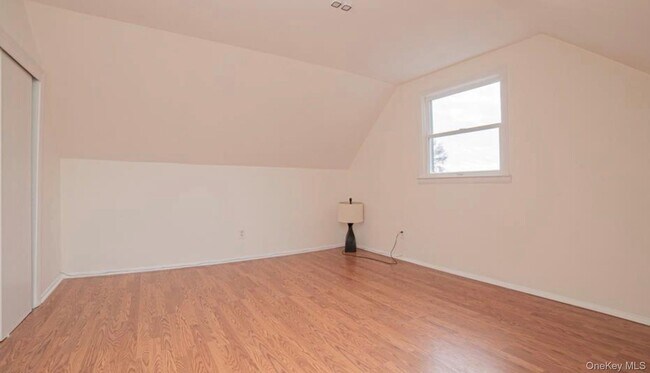 Building Photo - 62 Cedar St