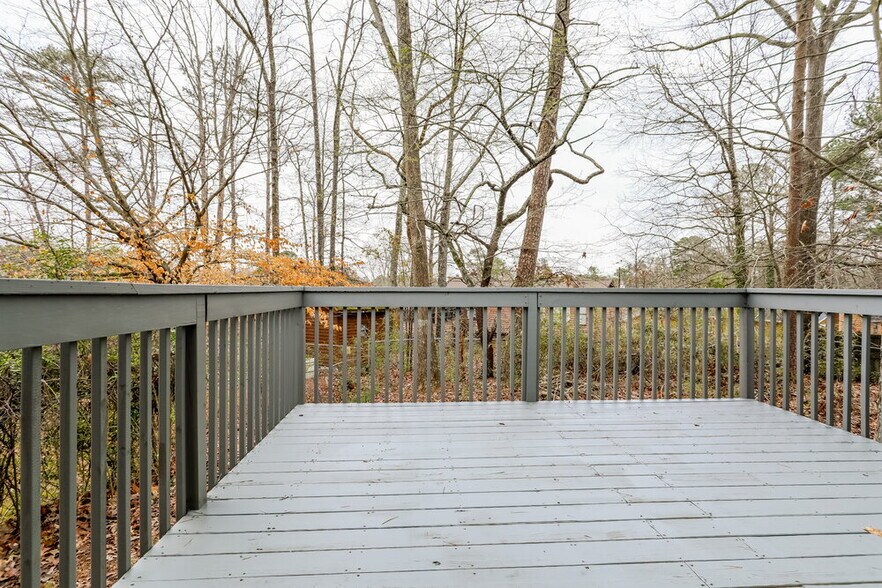 Building Photo - 721 Pepperwood Trail