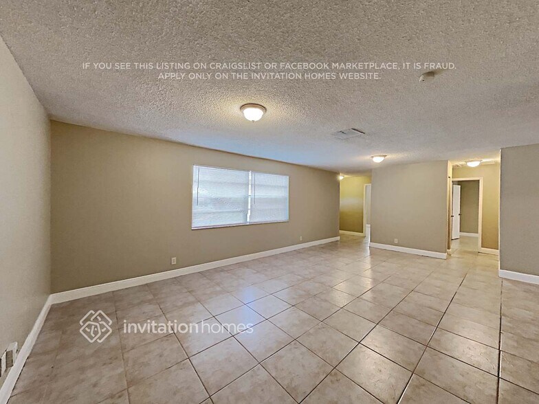 Building Photo - 4389 Violet Cir