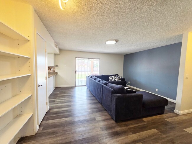 Building Photo - 4028 Zapotec Way