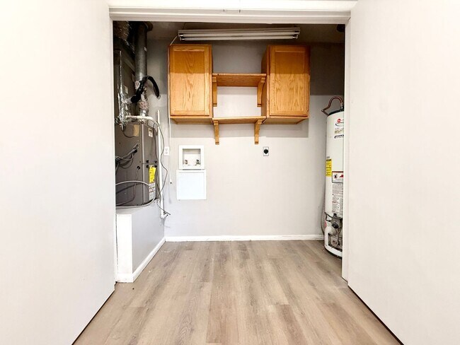 Building Photo - ***2607 Walker St***