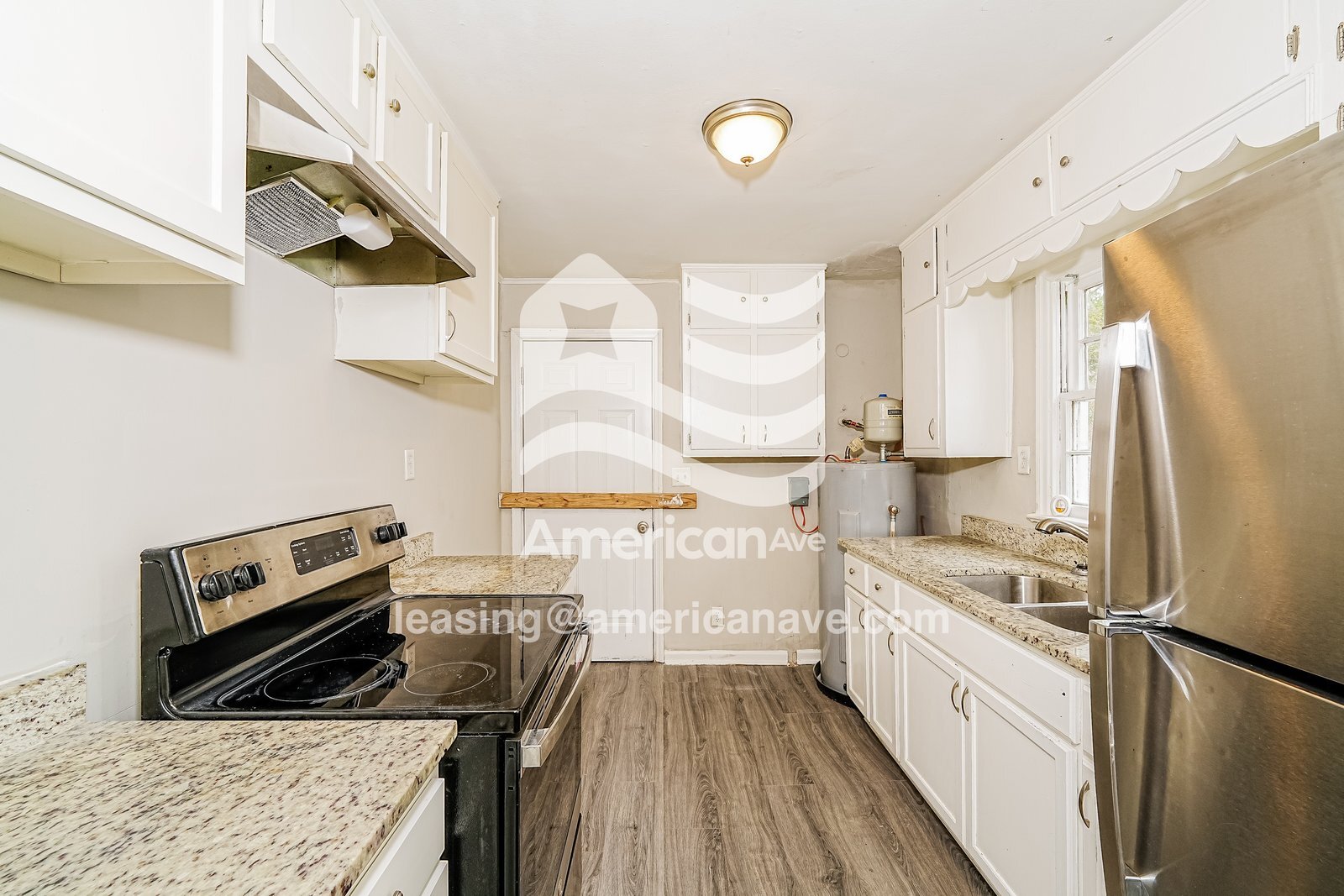 Building Photo - 624 Brunson Ave