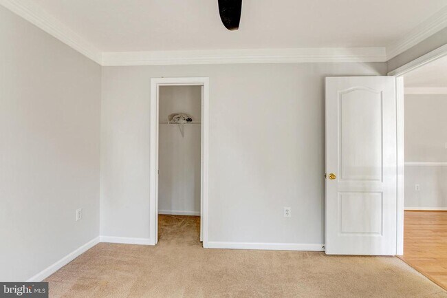 Building Photo - 7505 Castle Rock Dr