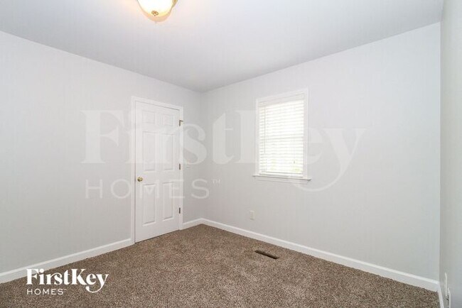 Building Photo - 3145 Creighton Ln