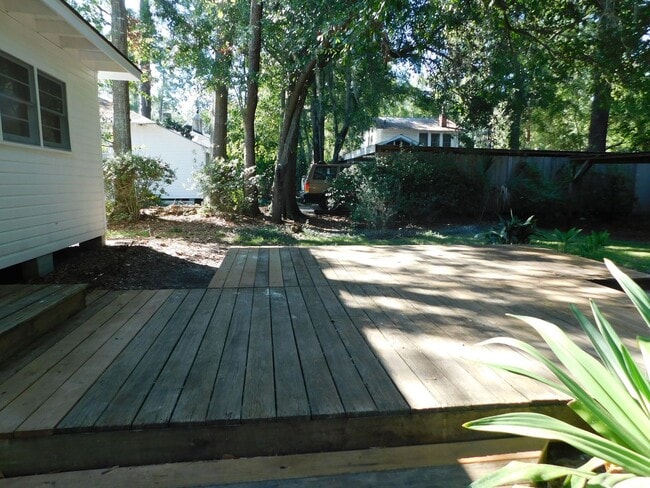 Building Photo - 2 Bedroom on Toombs