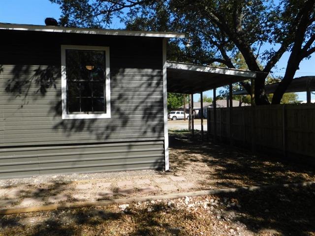 Building Photo - 203 W Church St