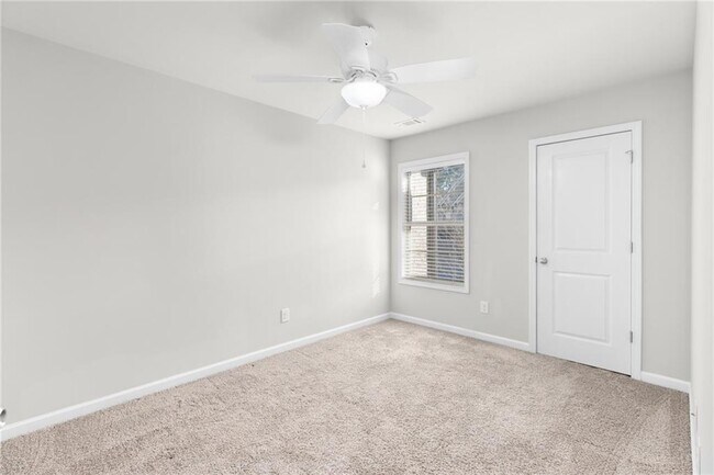 Building Photo - 1925 Wheylon Dr