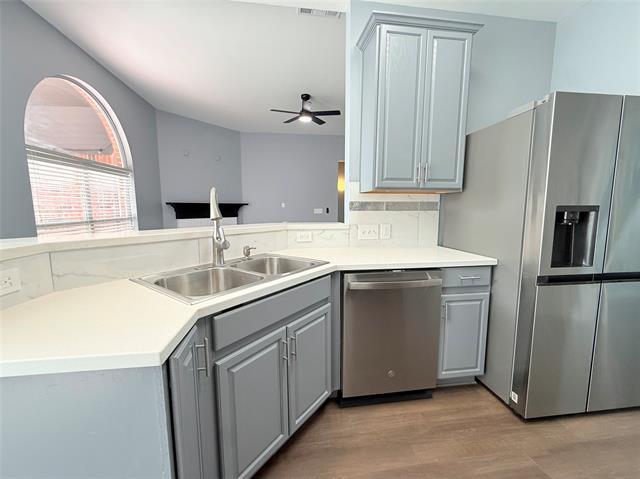 Building Photo - 1004 Broken Spoke Dr