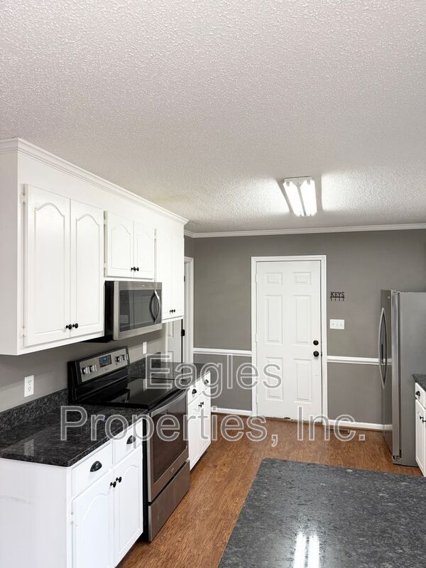 Building Photo - 306 Marlin Ln