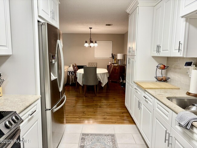 Building Photo - 103 Brookwood Cir