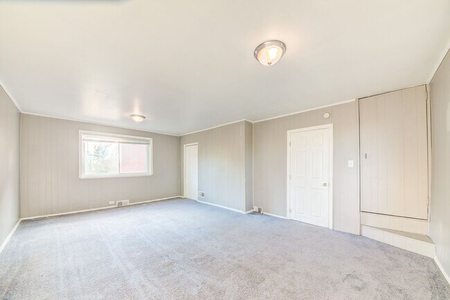 Building Photo - 311 Boggs Ave