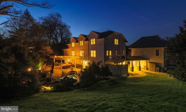 Building Photo - 6329 Linway Terrace