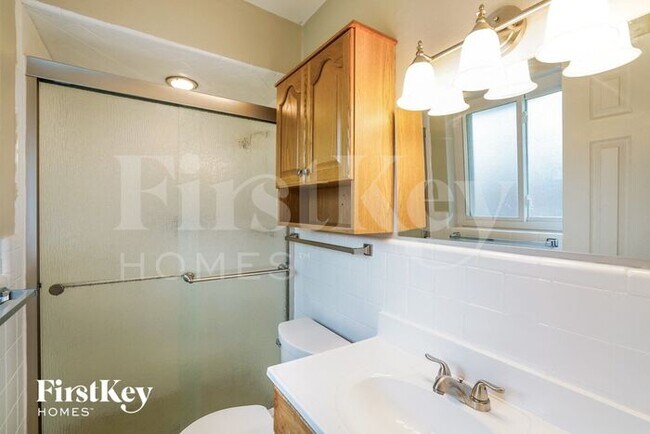 Building Photo - 8979 Sappington Rd