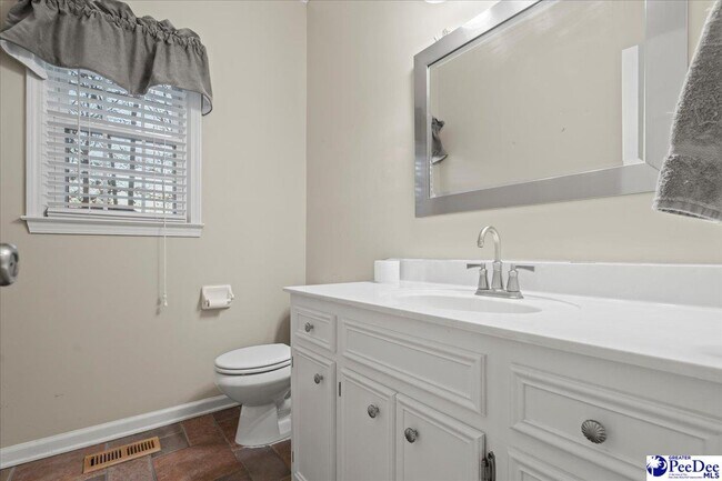 Building Photo - 3406 Sussex Ct