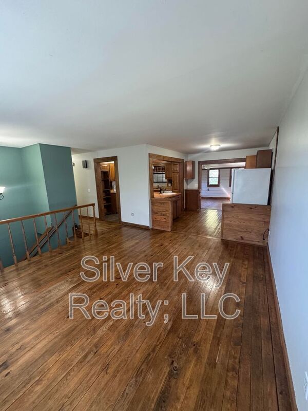 Building Photo - 123 Co Rd 622