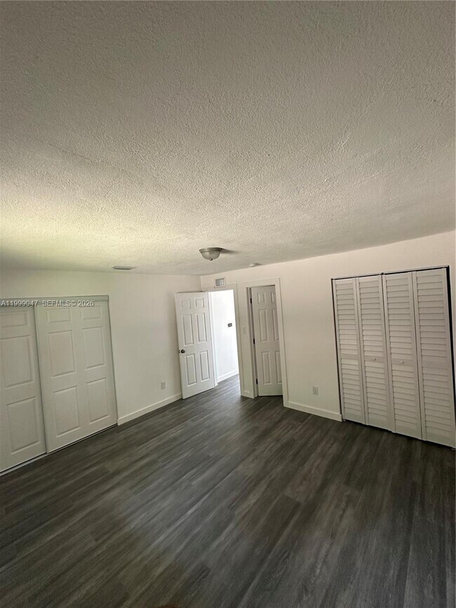 Building Photo - 3689 William Ave