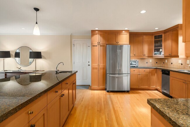 Building Photo - Magnolia Home