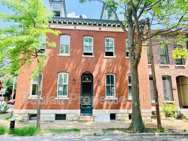 Building Photo - 1625 Carroll St