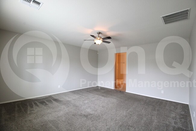 Building Photo - 15835 W Banff Ln