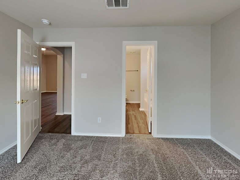 Building Photo - 314 Ohara