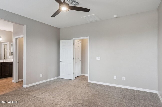 Building Photo - 1924 S 82nd Cir