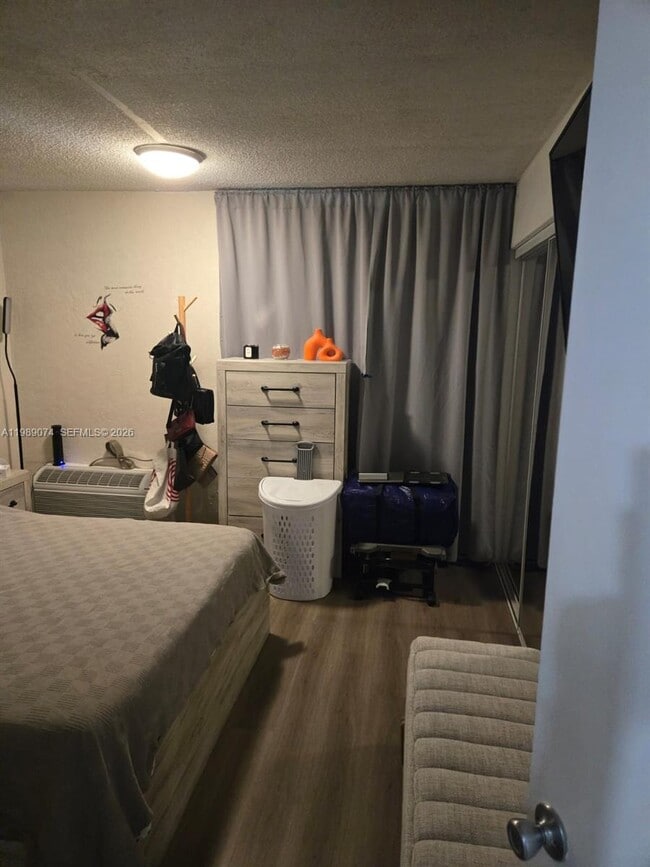 Building Photo - 16450 NW 2nd Ave