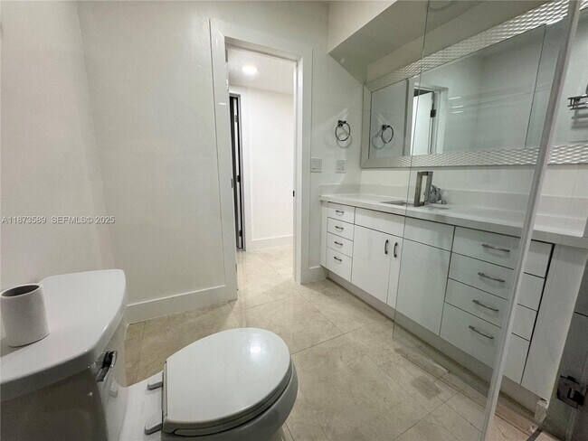 Building Photo - 3768 NE 167th St