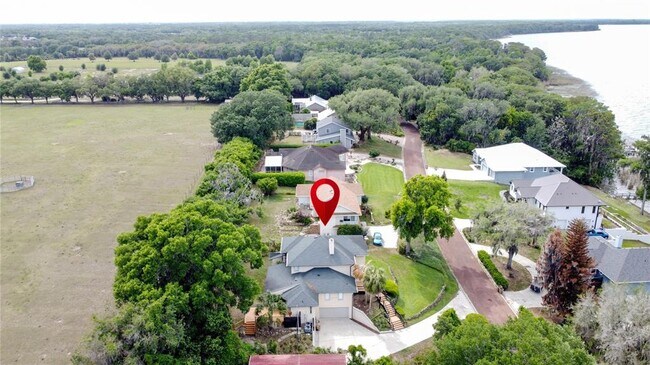 Building Photo - 6846 Lake View Dr