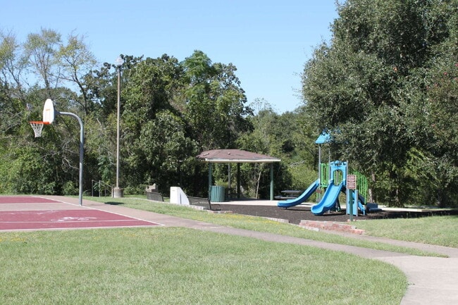 Building Photo - 2403 Bosque Dr