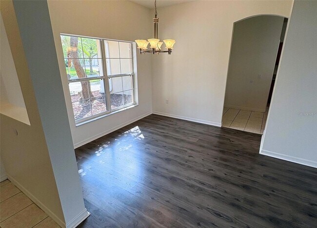 Building Photo - 3637 Weatherfield Dr