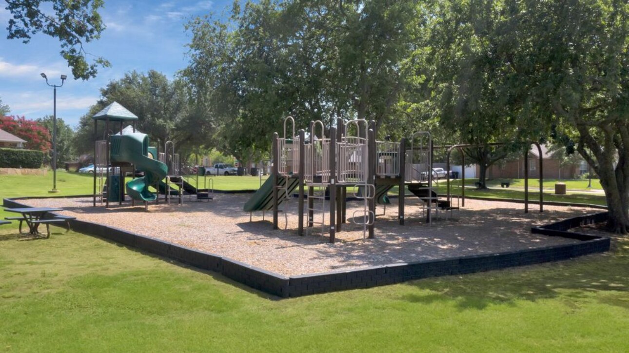 Building Photo - 11036 Coralberry Dr