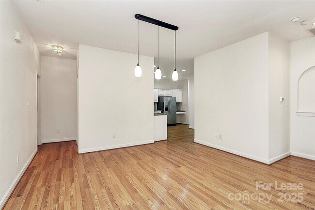 Building Photo - 11357 Olde Turnbury Ct