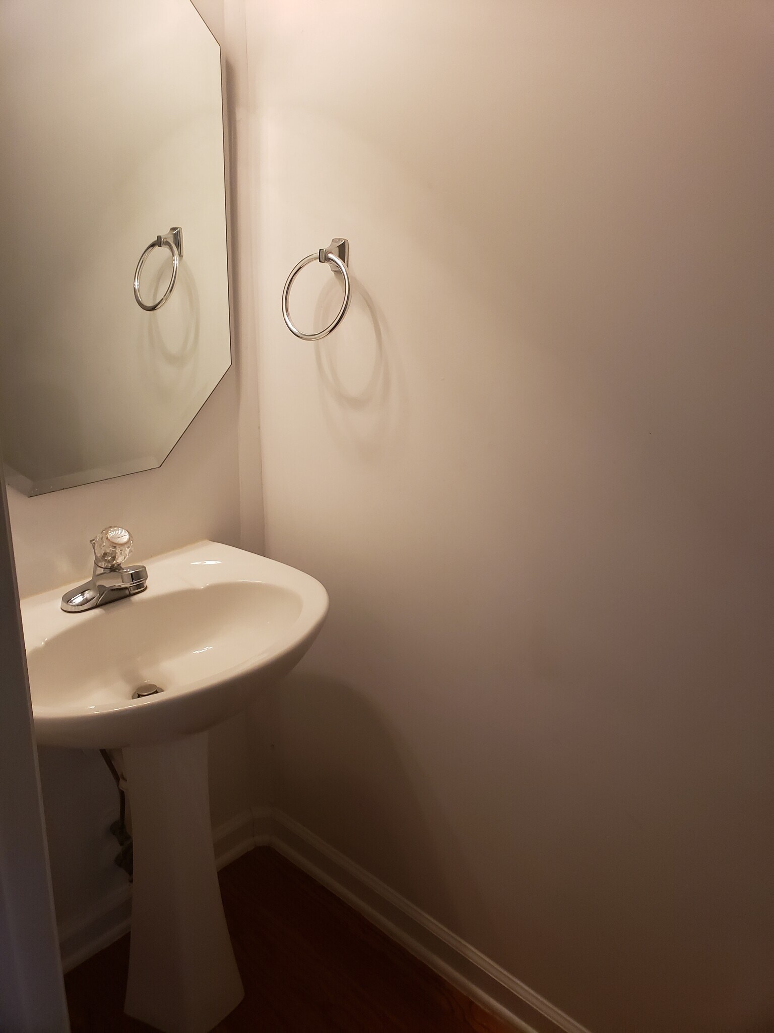 Powder Room -1st Floor - 8231 Hempshire Pl