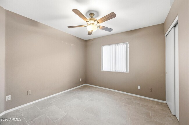 Building Photo - 858 E Monterey St